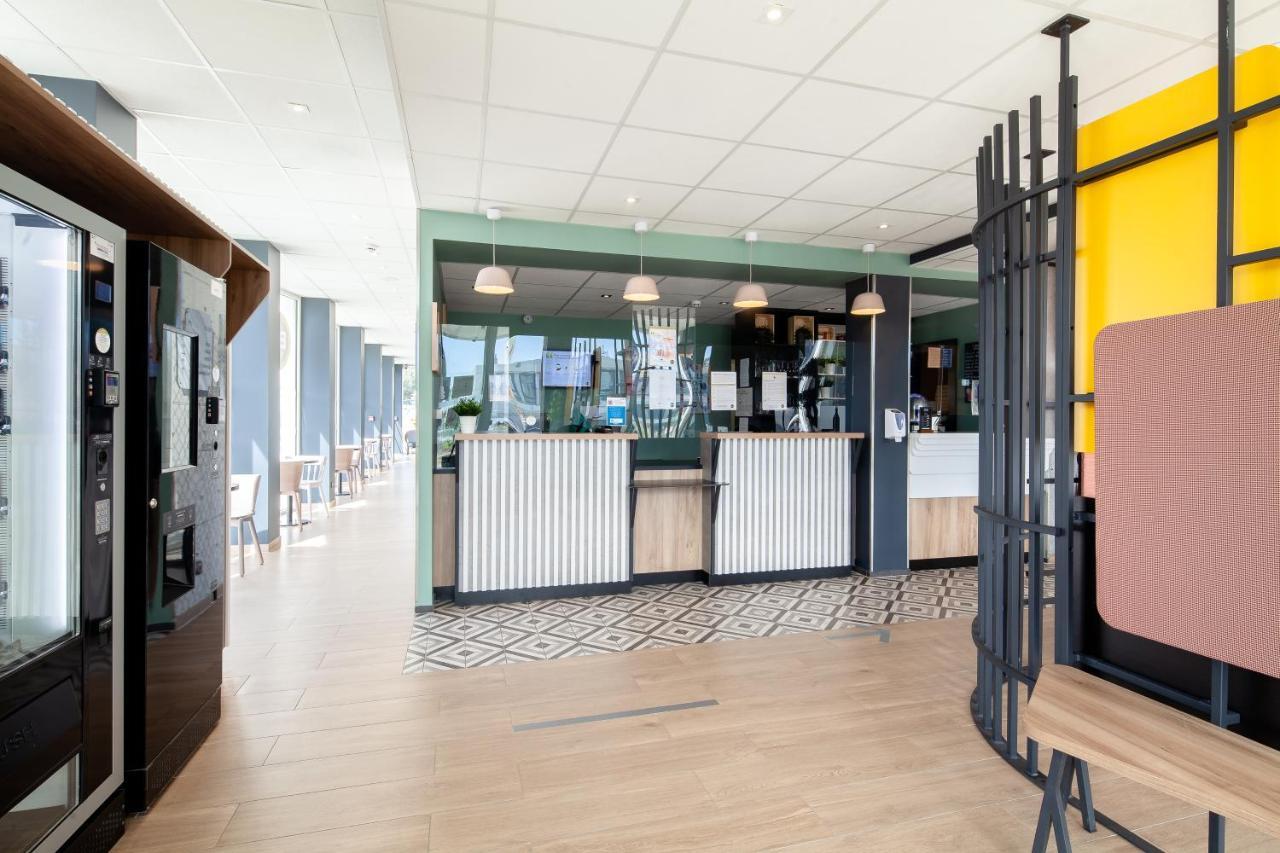 B&B Hotel Massy Gare Tgv Exterior photo